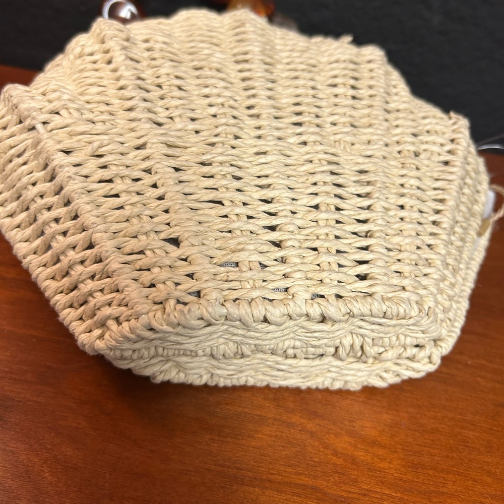 Sun ‘N’ Sand Woven Shell Handbag NWOT Cream-Colored Rattan faux tortoise beads - Picture 7 of 8